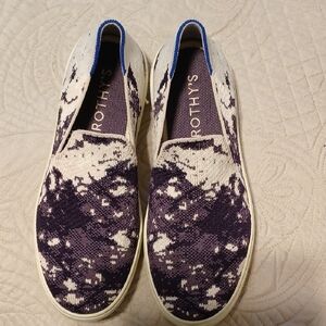 Rothy's Women's Blue and White Patterned Sneakers